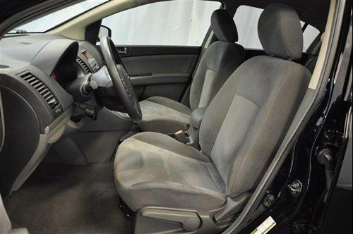 Nissan Sentra 2009 photo 4
