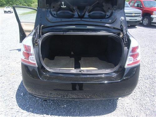 Nissan Sentra SLT Heavy DUTY Other