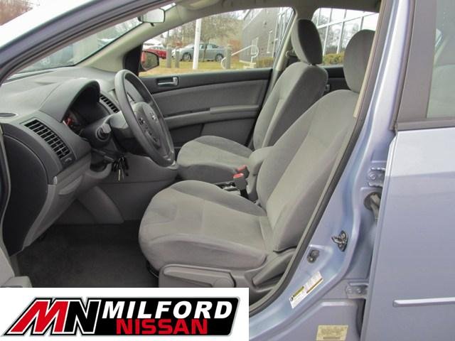 Nissan Sentra 2009 photo 1