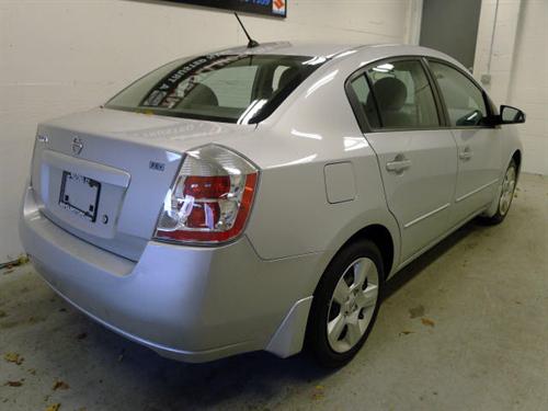 Nissan Sentra 2009 photo 3