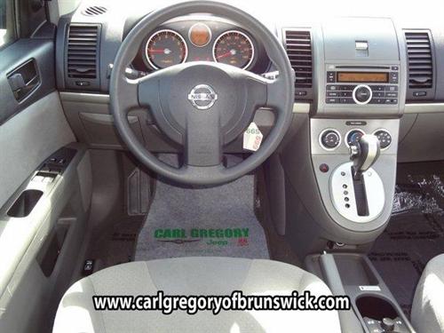 Nissan Sentra 2009 photo 3