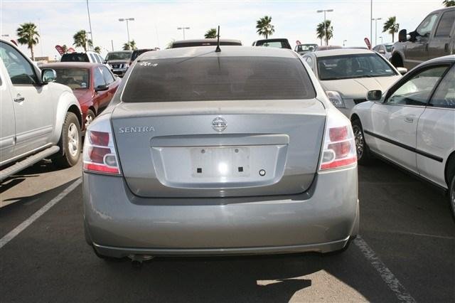 Nissan Sentra 2009 photo 1