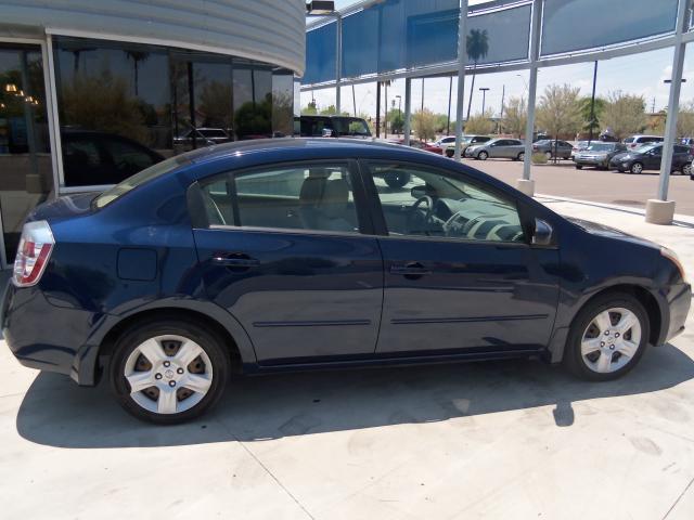 Nissan Sentra 2009 photo 1