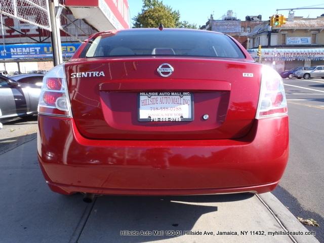 Nissan Sentra 2009 photo 4