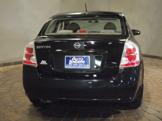 Nissan Sentra 2009 photo 3