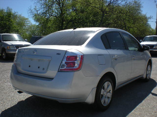 Nissan Sentra 2009 photo 1