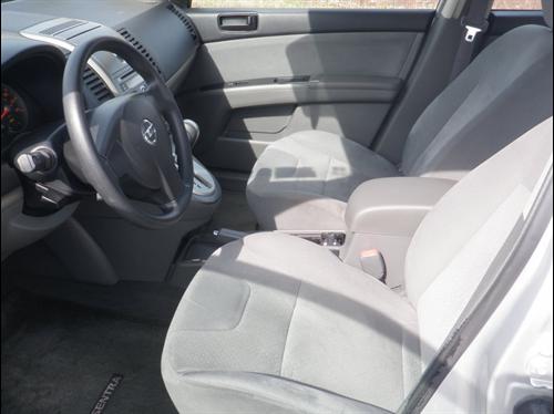 Nissan Sentra 2009 photo 3