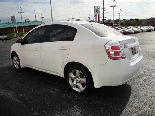 Nissan Sentra 2009 photo 3