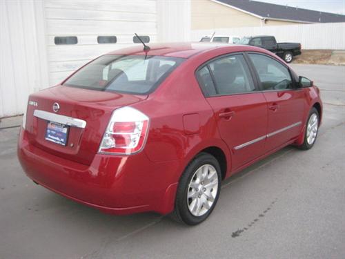 Nissan Sentra 2010 photo 4