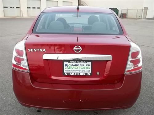 Nissan Sentra 2010 photo 3