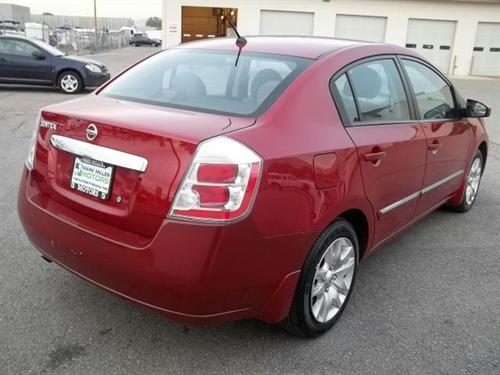 Nissan Sentra 2010 photo 4