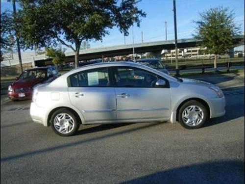 Nissan Sentra 2010 photo 3