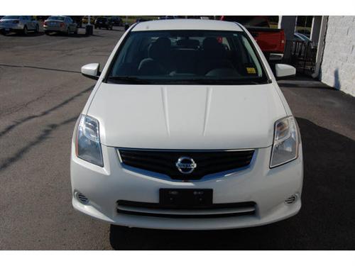 Nissan Sentra 2010 photo 1