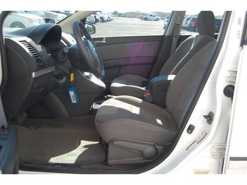 Nissan Sentra 2010 photo 5