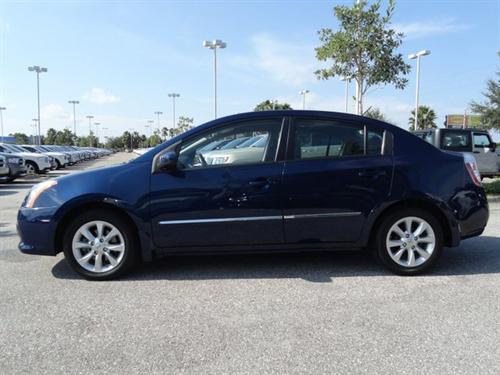 Nissan Sentra 2010 photo 2