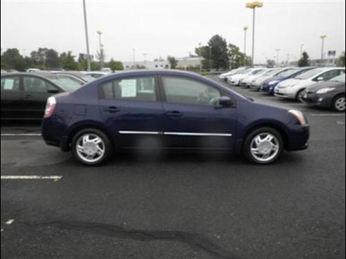 Nissan Sentra 2010 photo 3