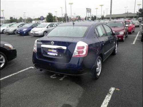 Nissan Sentra 2010 photo 4
