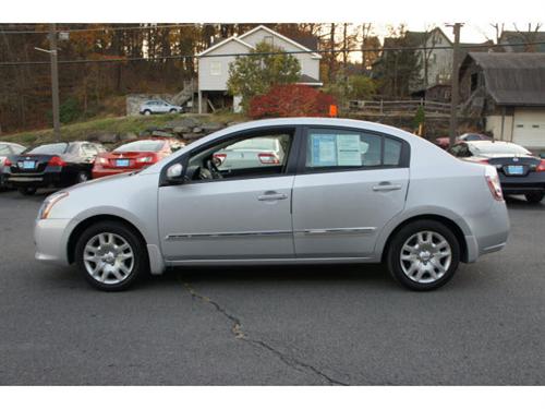 Nissan Sentra 2010 photo 1