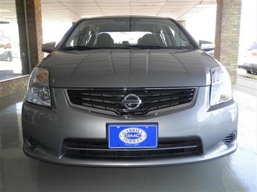Nissan Sentra 2010 photo 1