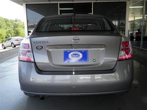 Nissan Sentra 2010 photo 3