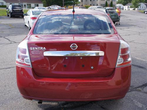 Nissan Sentra 2010 photo 3