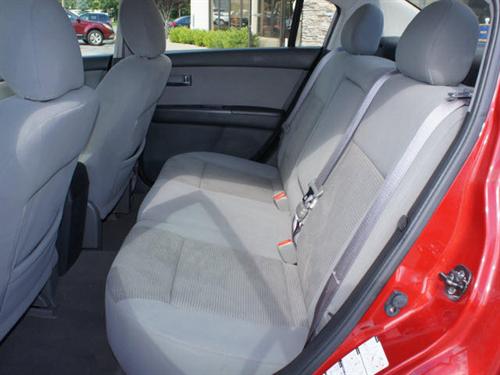 Nissan Sentra 2010 photo 5