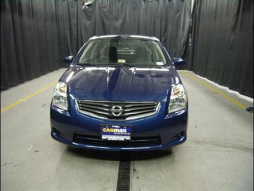 Nissan Sentra 2010 photo 1