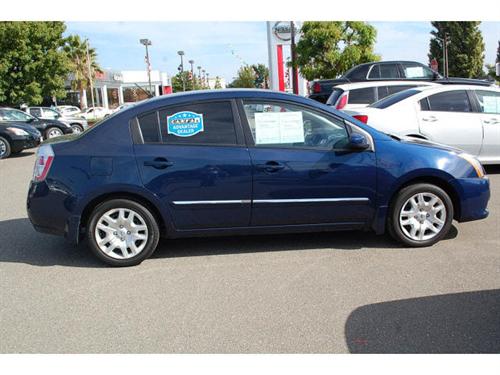 Nissan Sentra 2010 photo 4