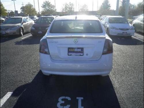Nissan Sentra 2010 photo 5