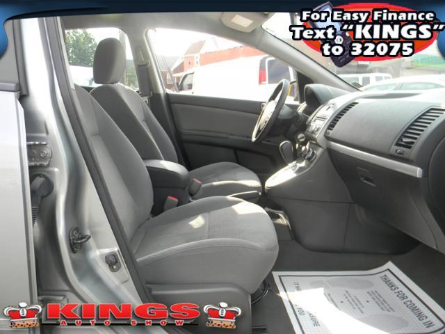 Nissan Sentra 2010 photo 3