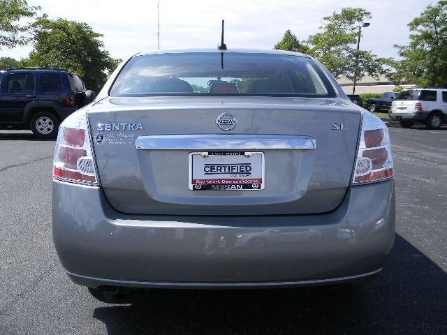 Nissan Sentra 2010 photo 4