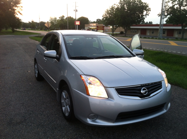 Nissan Sentra 2010 photo 2