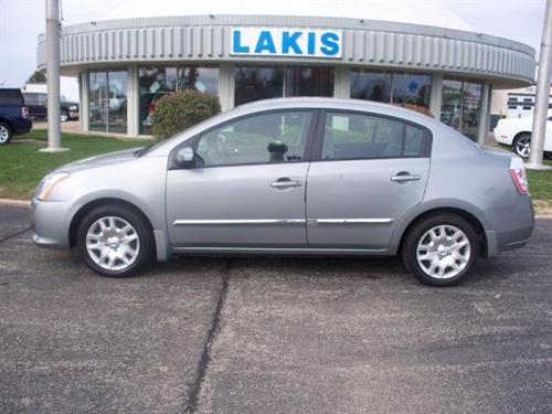 Nissan Sentra 2010 photo 1