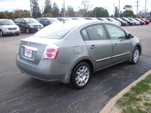 Nissan Sentra 2010 photo 3