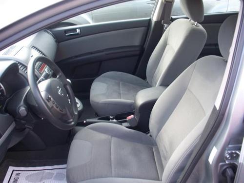 Nissan Sentra 2010 photo 5