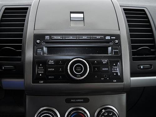 Nissan Sentra 2010 photo 4