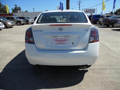 Nissan Sentra 2010 photo 3