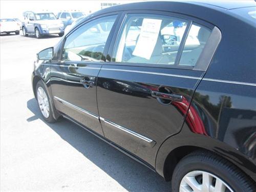 Nissan Sentra 2010 photo 1