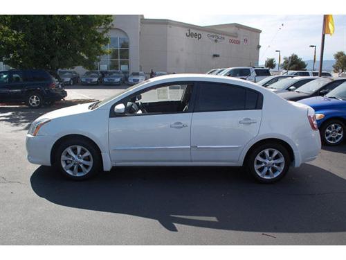 Nissan Sentra 2010 photo 1
