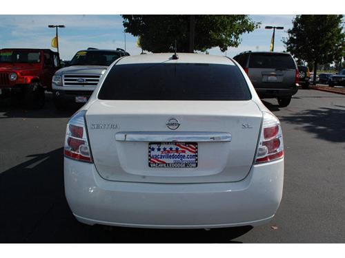 Nissan Sentra 2010 photo 3