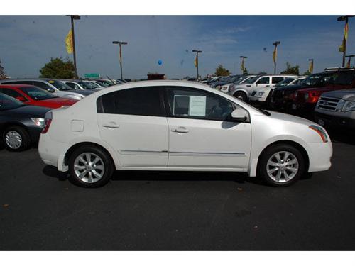 Nissan Sentra 2010 photo 5