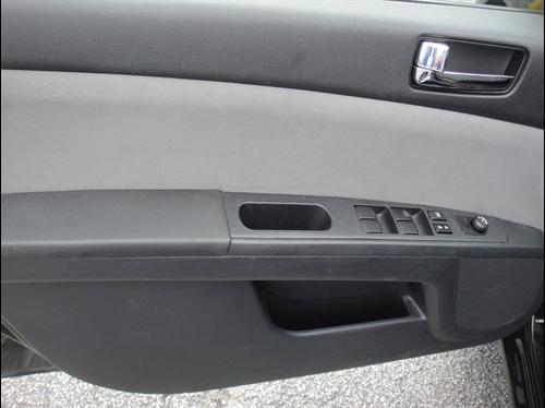 Nissan Sentra 2010 photo 4