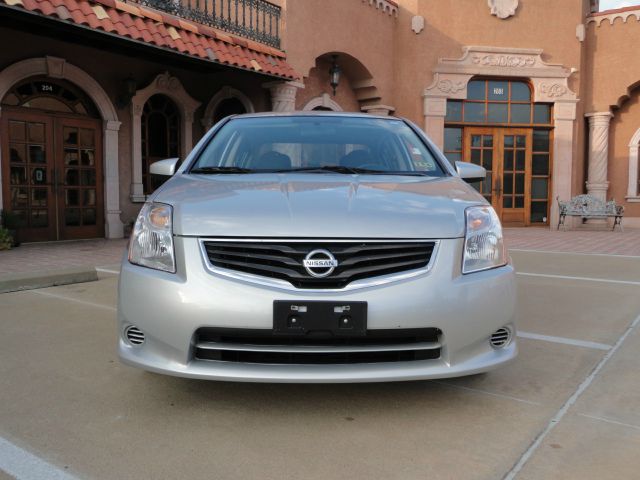 Nissan Sentra 2010 photo 2