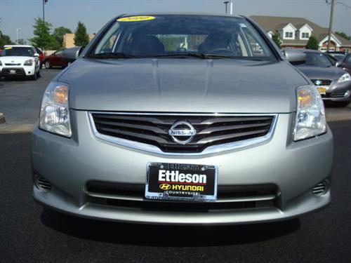 Nissan Sentra 2010 photo 1
