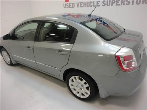 Nissan Sentra 2010 photo 3