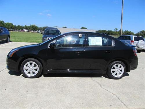 Nissan Sentra 2010 photo 1