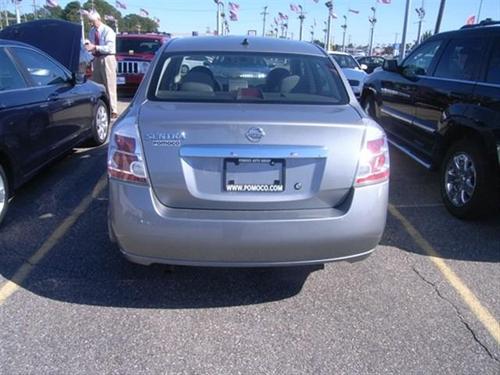 Nissan Sentra 2010 photo 4