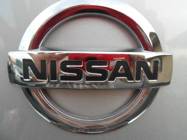 Nissan Sentra 2010 photo 1