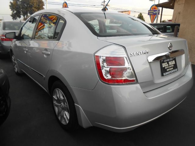 Nissan Sentra 2010 photo 3