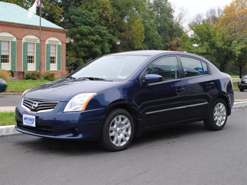 Nissan Sentra 2010 photo 1
